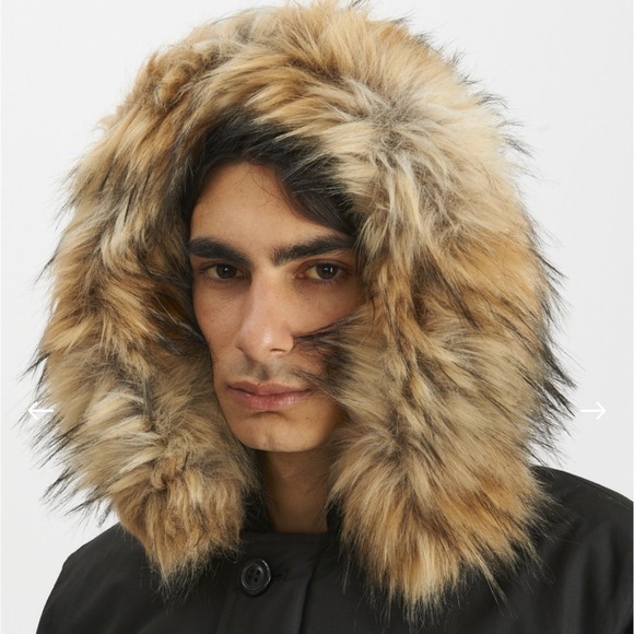Canadian Classics Italian Men's Hooded Down Coat with  Fur Trim. - Picture 3 of 16